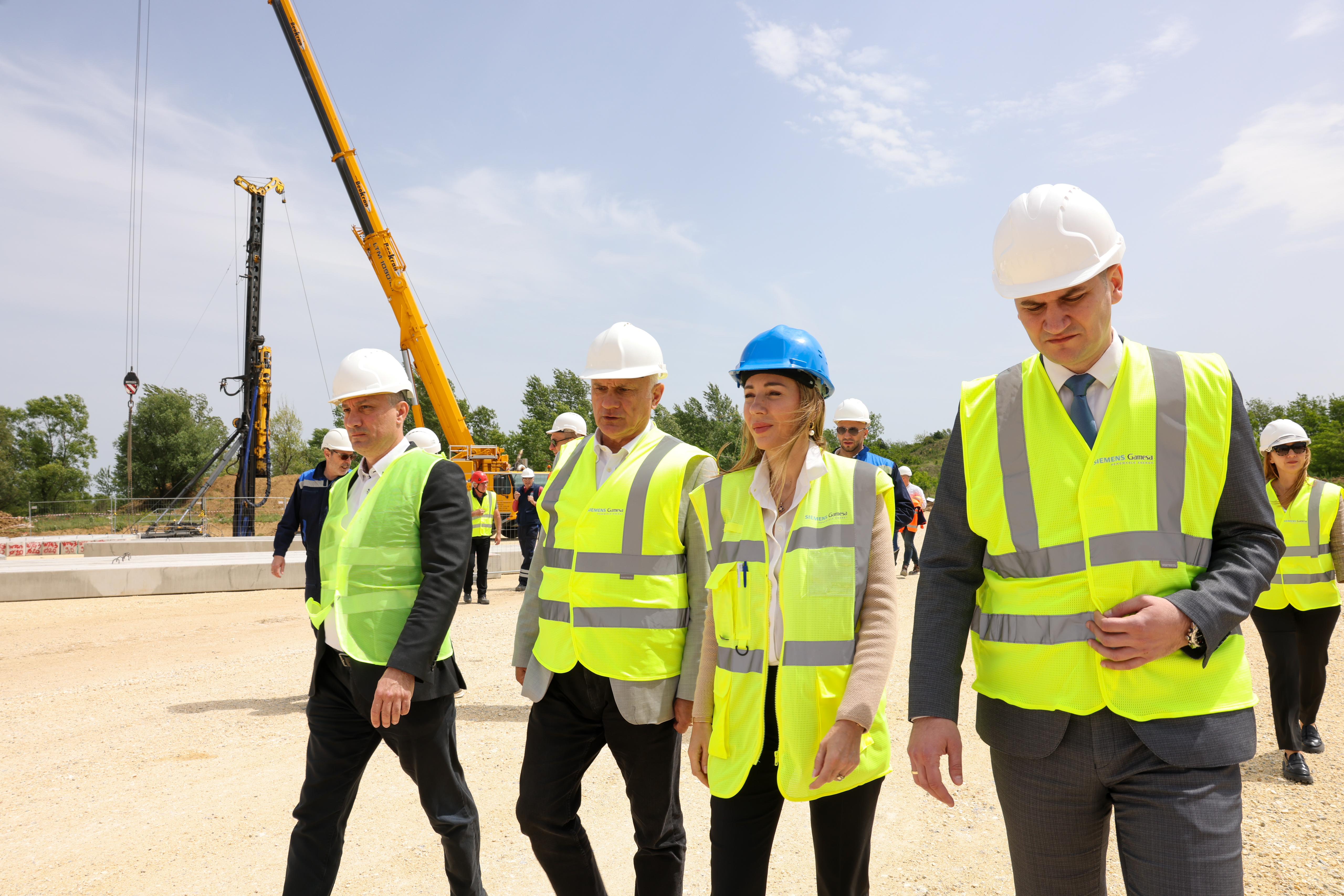 DUBRAVKA ÐEDOVIÆ HANDANOVIÆ