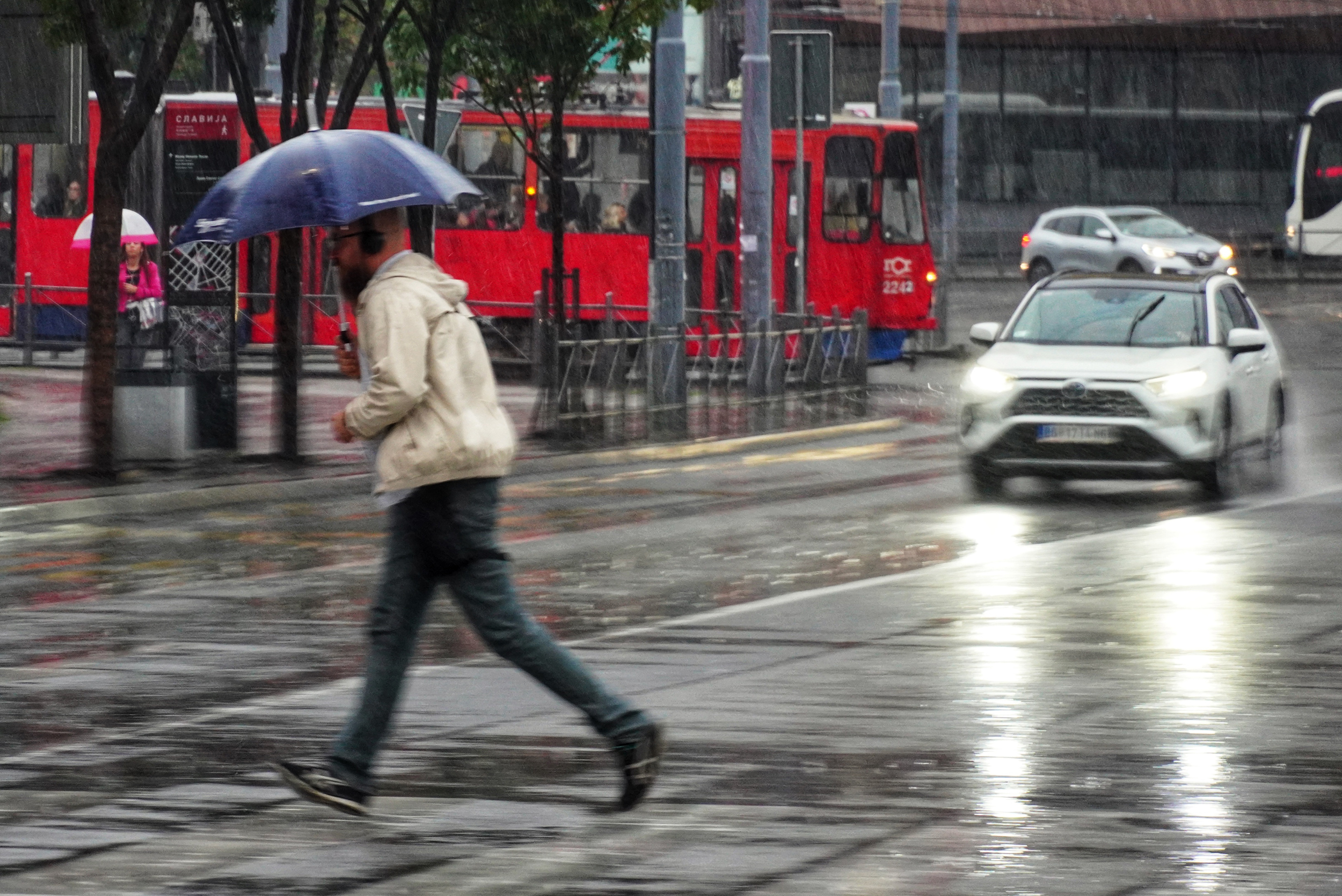 KIŠNO JUTRO U BEOGRADU