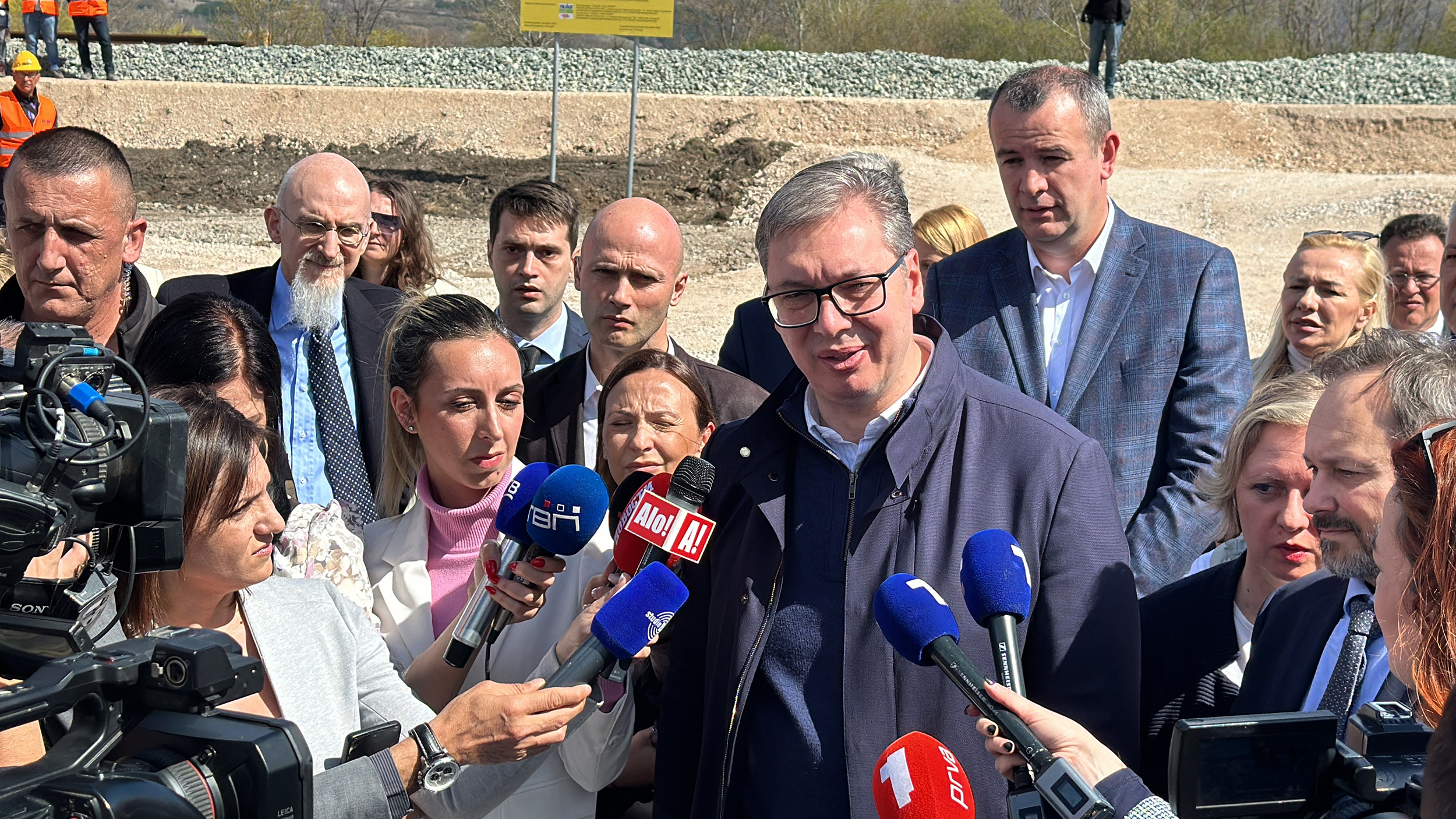ALEKSANDAR VUČIĆ I EMANUEL ŽIOFRE