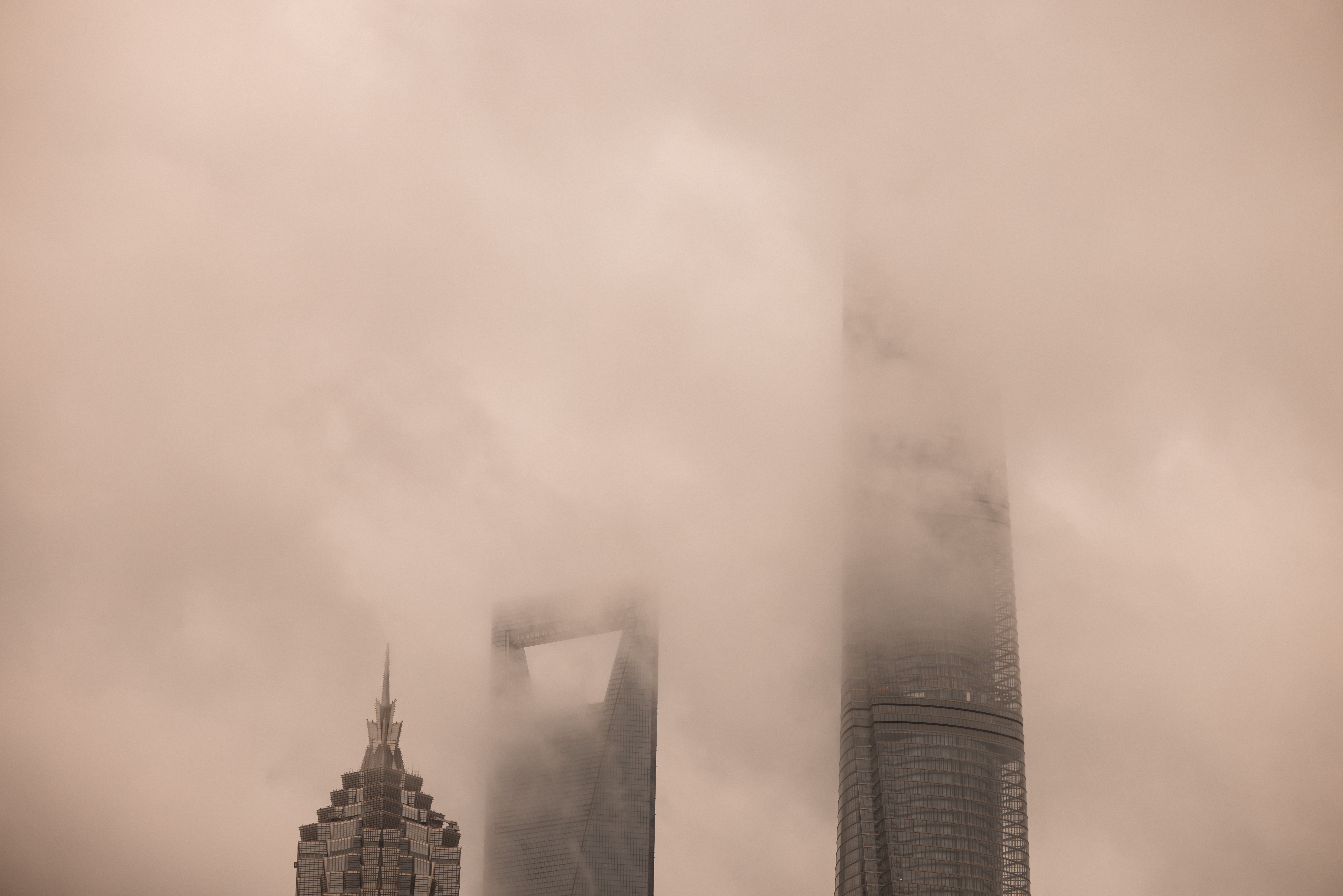 Typhoon Bebinca lands in Shanghai