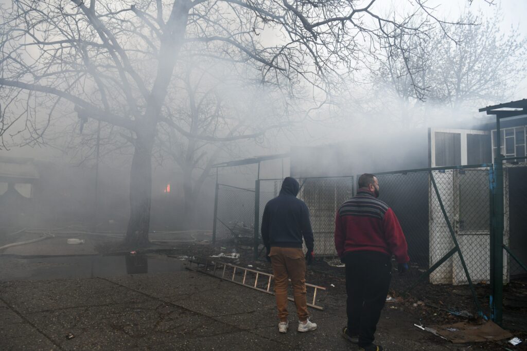 Beograd 23.12.2024. Požar u blizini Ade Ciganlije, zapalili se napušteni objekti, vatrogasci, hronika Foto: Filip Krainčanić/Nova.rs