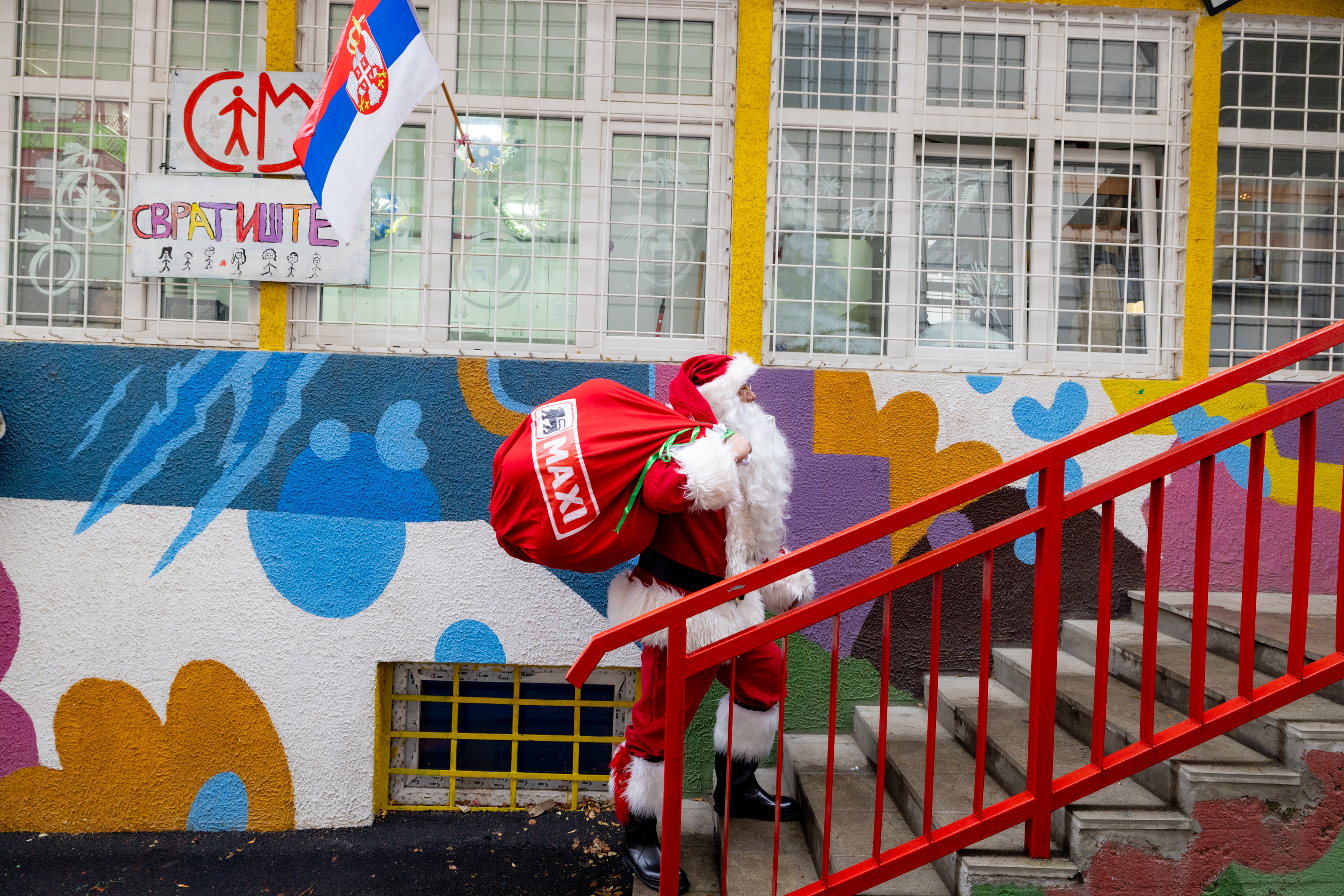 PR Delhaize 26.12 . nova.rs sa isticanjem na naslovnoj od 14h