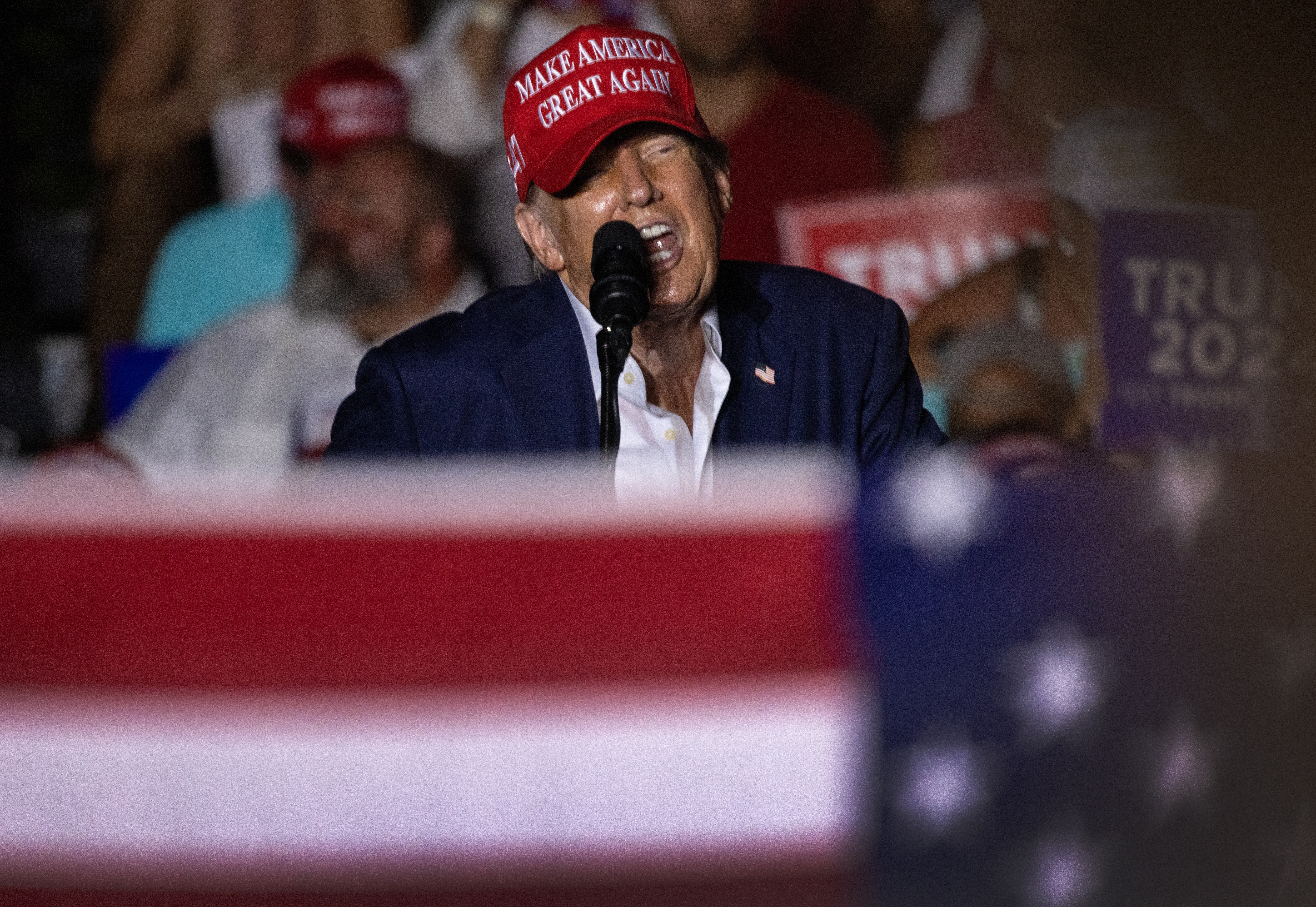 epaselect epa11469622 Former President Donald Trump delivers remarks during a campaign event at Trump National Doral Miami resort in Doral, Florida, USA, 09 July 2024.  EPA-EFE/CRISTOBAL HERRERA-ULASHKEVICH