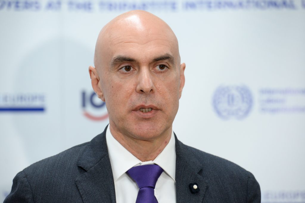 Beograd, 27. avgusta 2021. - Ministaar finansija Sinisa Mali odrzao je sastanak sa poslodavacima i sindikatima o minimalnoj ceni rada. Predsedavajuci Socijalno-ekonomskog saveta (SES) Milos Nenezic na sastanku. FOTO TANJUG/ JADRANKA ILIC/ bg