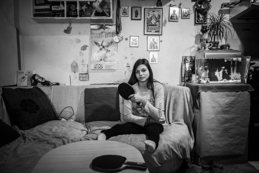 porodica stevanovic iz nisa otac Goran Stevanović iz Niša zivi sam sa troje dece
