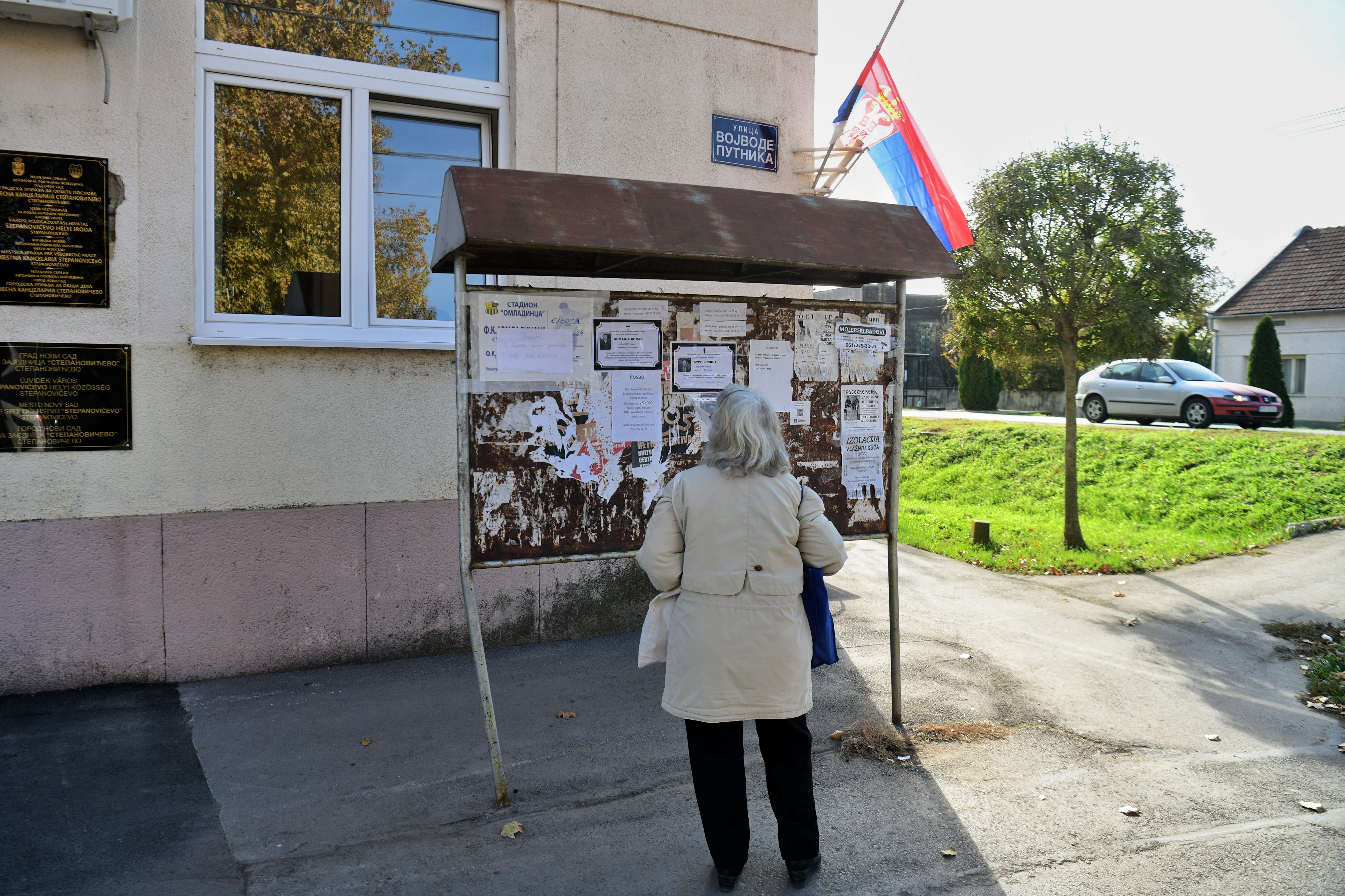 Stepanovićevo 03.11.2024. Rodno mesto, Nemanja Komar i Đuro Švonja, nastradali u nesreći na Železničkoj stanici u Novom Sadu.  Foto: Filip Krainčanić/Nova.rs