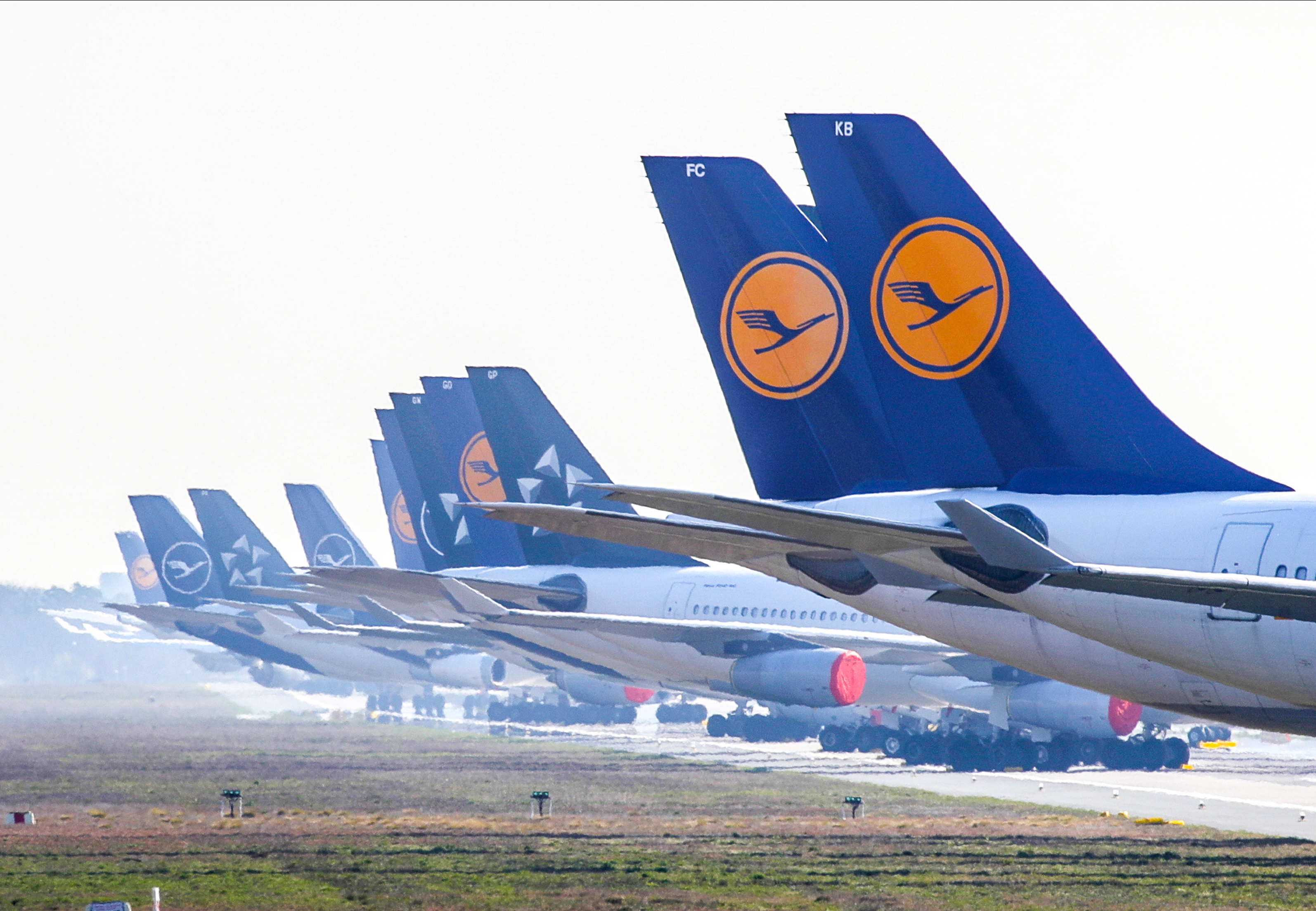 Germany and Lufthansa negotiate rescue deal
