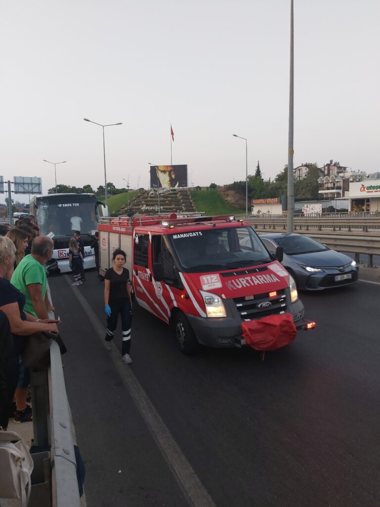 Nesreća u Turskoj, autobus, naši turisti, udes, poslao Goran Petrić, tj. slike su od njegovog druga
