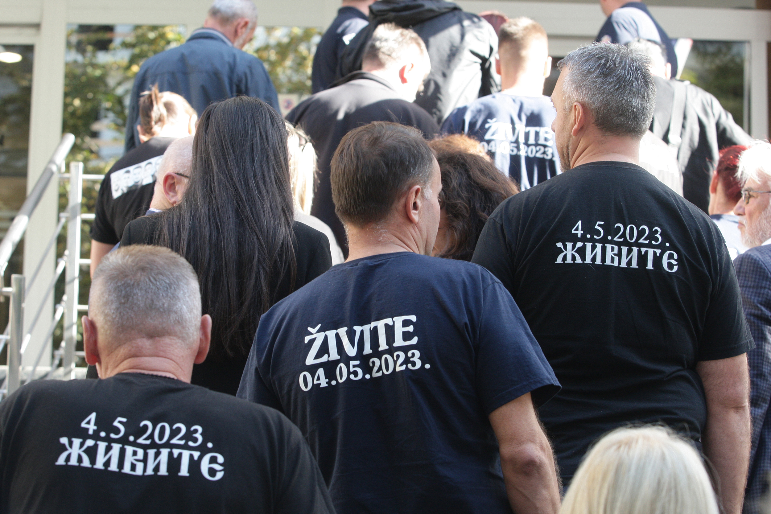 ČLANOVI PORODICA UBIJENIH I RANJENIH