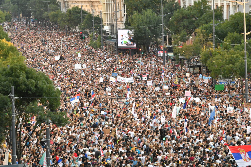 Beograd 10. avgust 2024. Protest protiv rudarenja litijuma i projekta "Jadar" kompanije "Rio Tinto" u Beogradu, na Terazijama Foto:Vladislav Mitić/Nova.rs