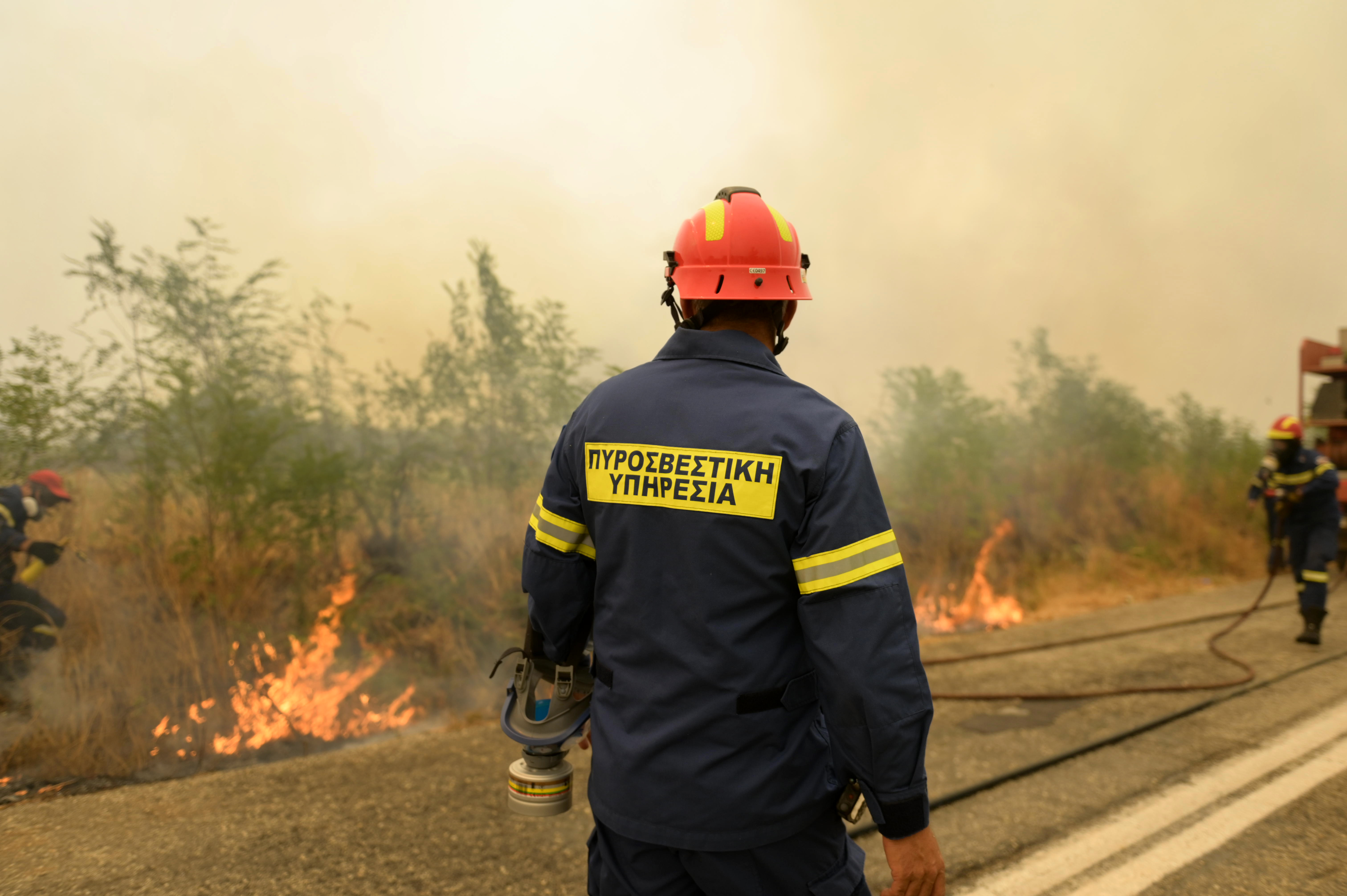 Firefighters continue efforts to put out fires in Evros