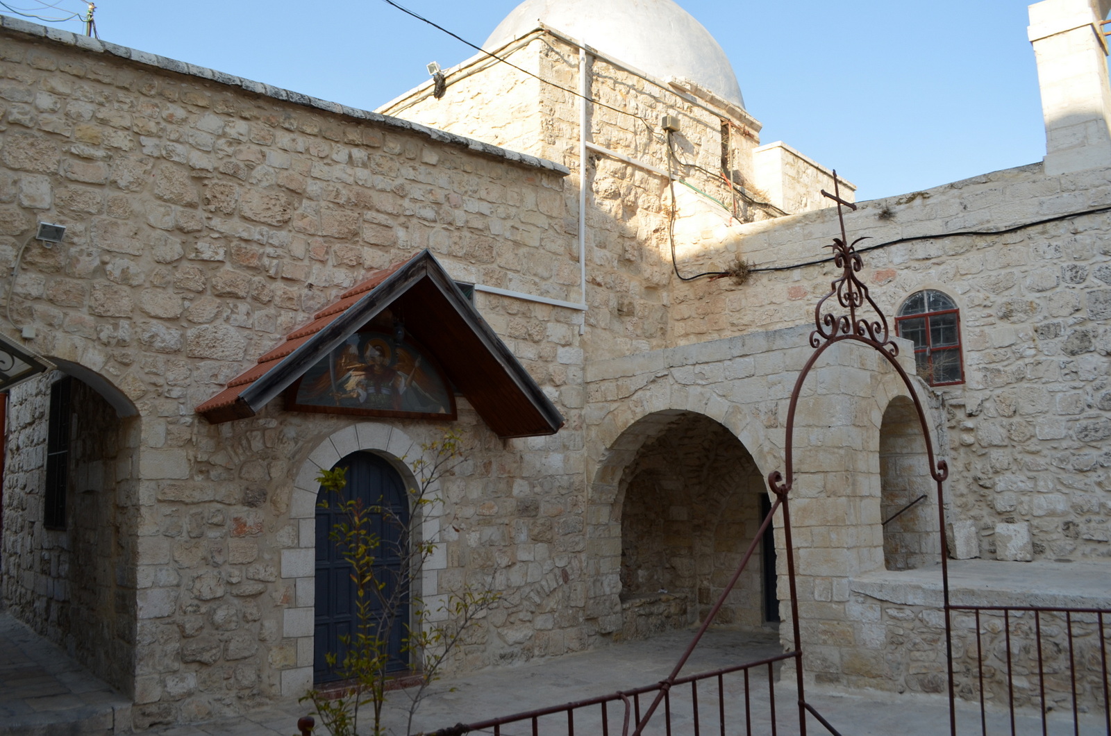 sveti arhangel mihail i gavrilo manastir israel