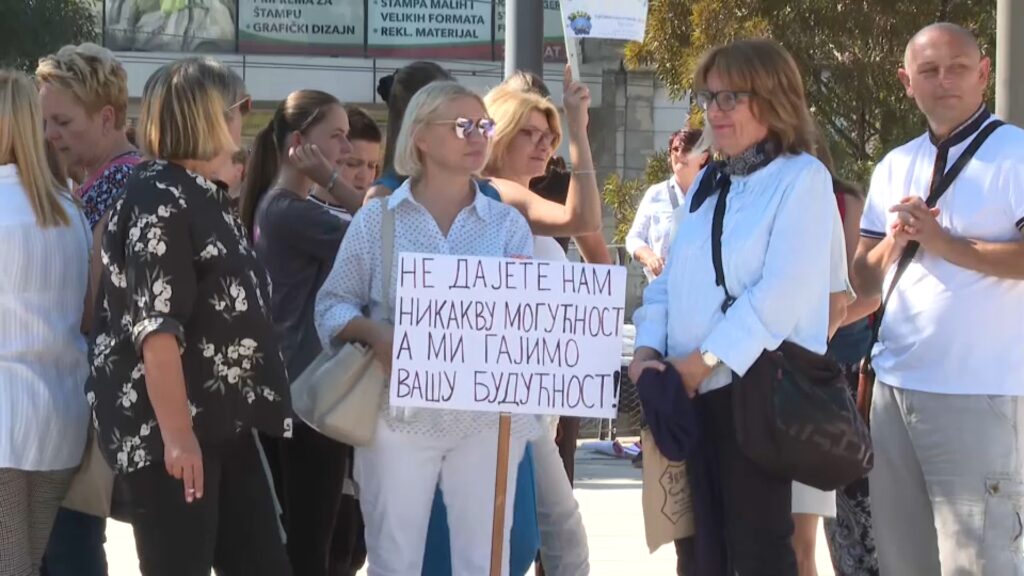 1727518245-protest-Slavija-1024x576