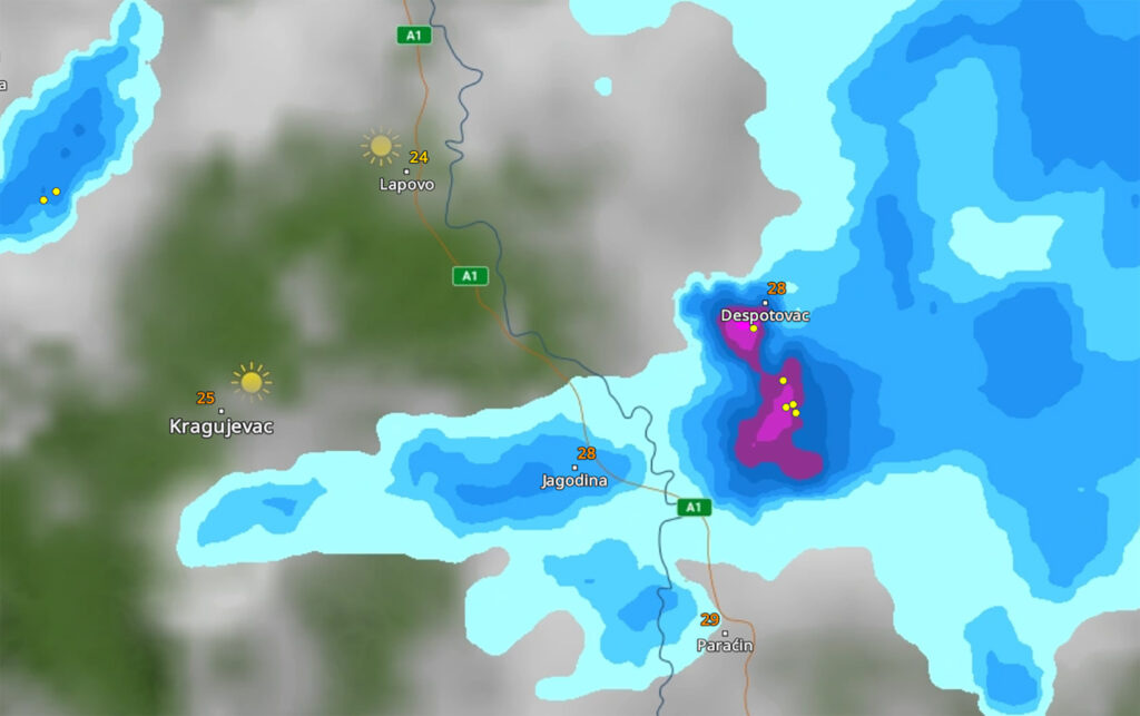 pomeranje oluje ka rumunskoj granici