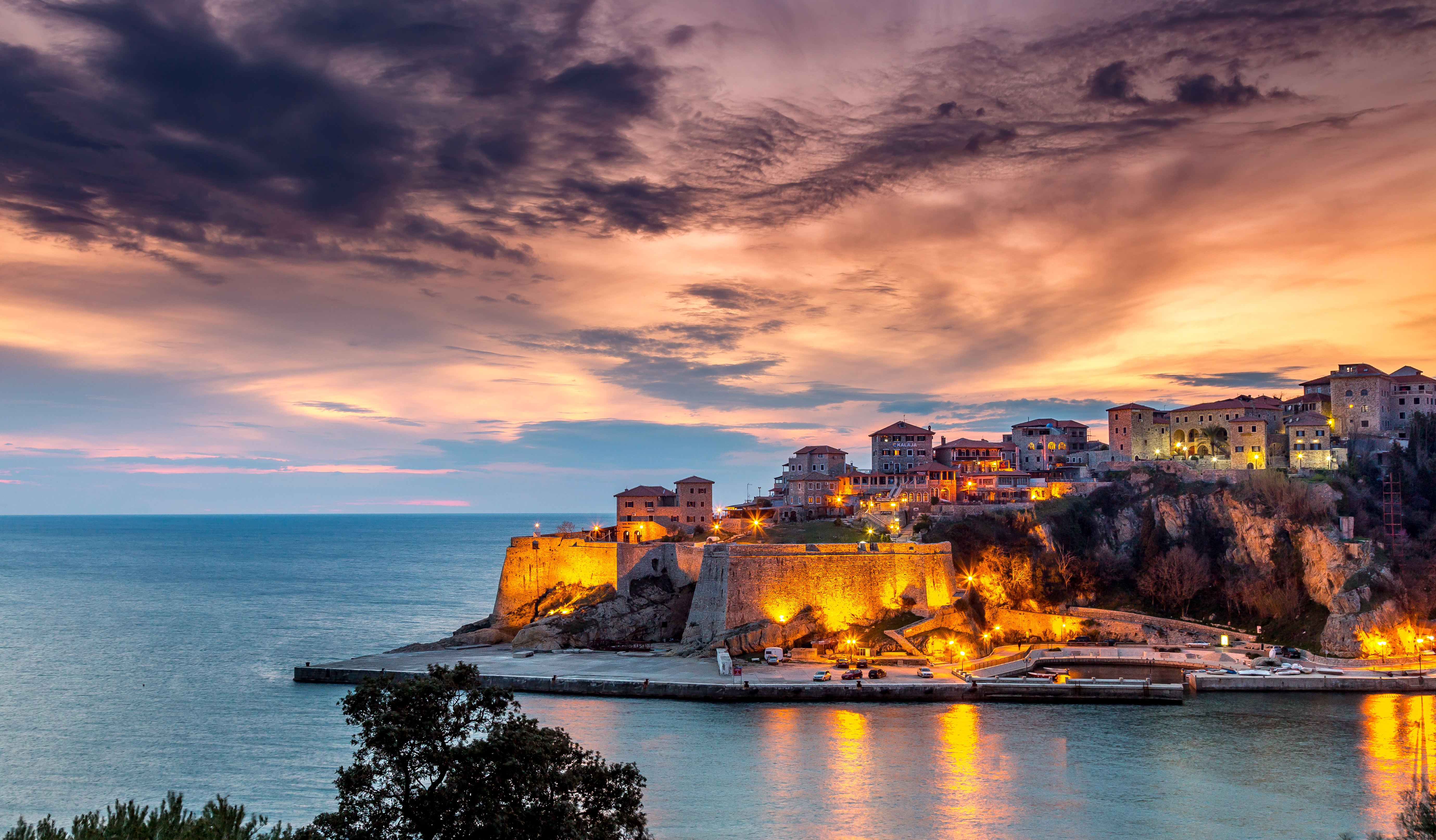 Ulcinj,Old,Town,Fortress,With,Purple,After,Sunset,Light.,Adriatic