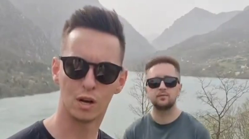 Karton revolucija, Srebrenica