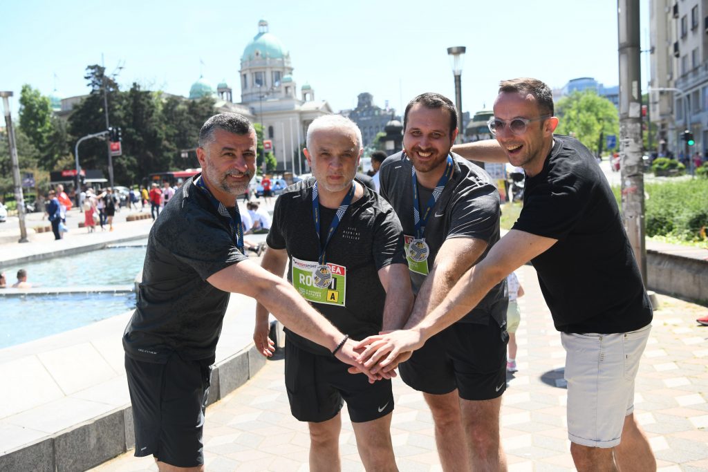 beograd 15.05.2022 beogradski maraton  urednici Nova.rs  nela bunčić mihajlo ratko žikica vukelic