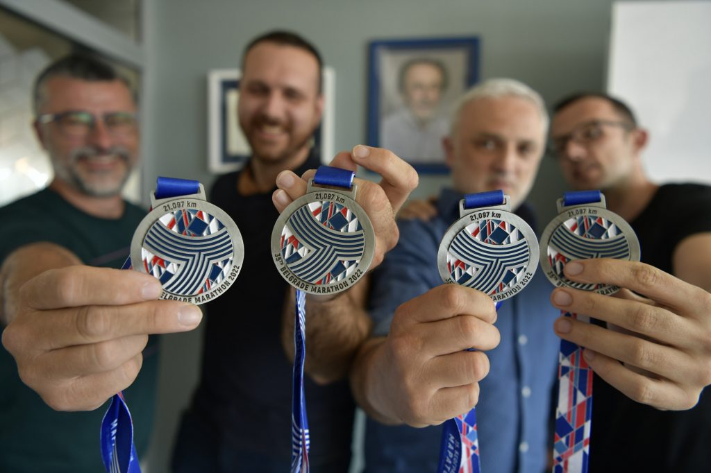 beograd 25.05.2022 dodela medalja beogradski maraton, mihajlo ratko žikica vukelić