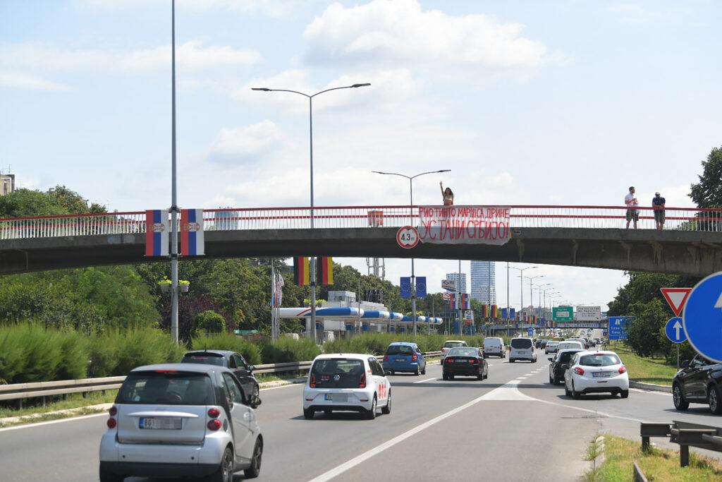 Beograd 25.07.2024. autoput transparent rio tinto marš sa drine. ustani srbijo