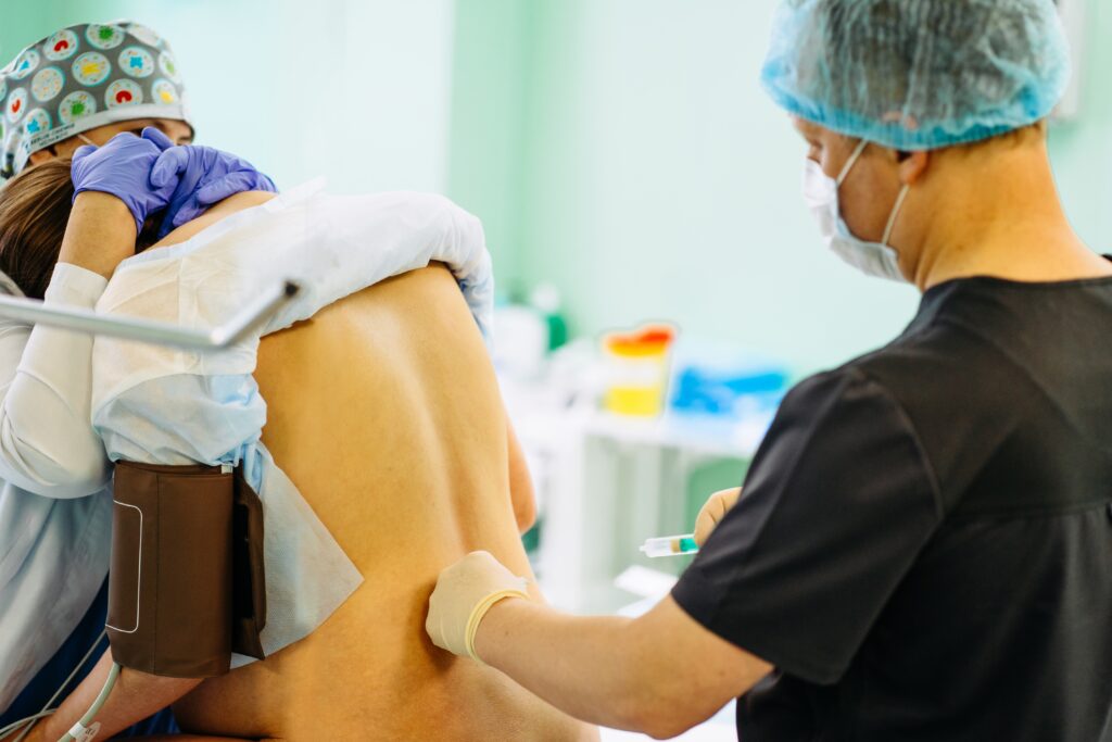 Epidural, anestezija, porođaj, porodjaj Foto: Shutterstock