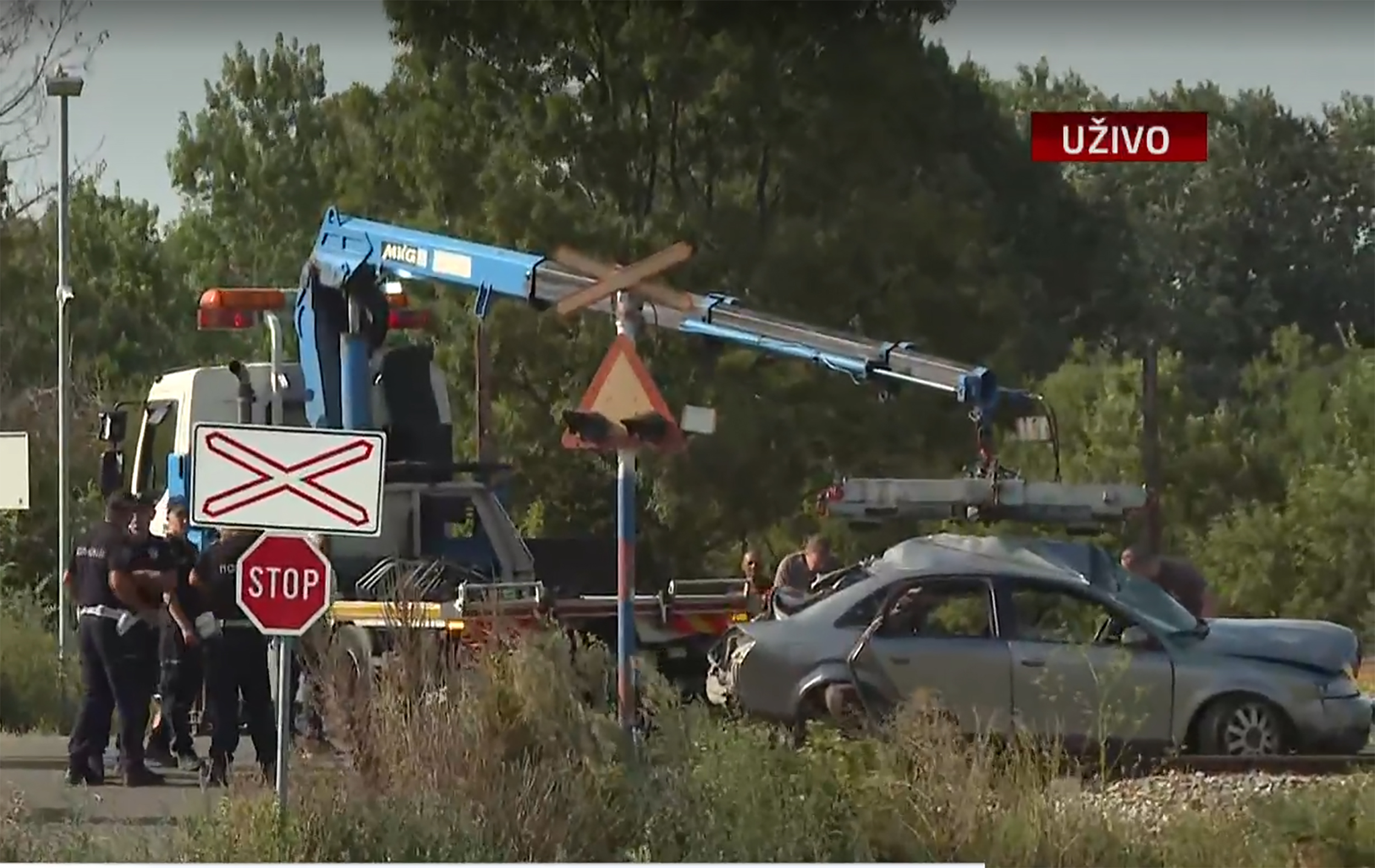 nesreca lazarevac voz automobil