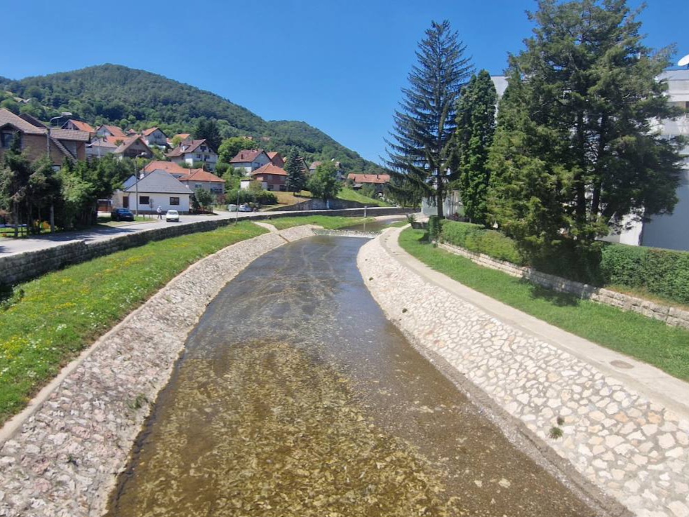 Kosjerić, litijum, protest. Protest protiv iskopavanja litijuma večeras u Kosjeriću, ustaje i Zlatiborski okrug