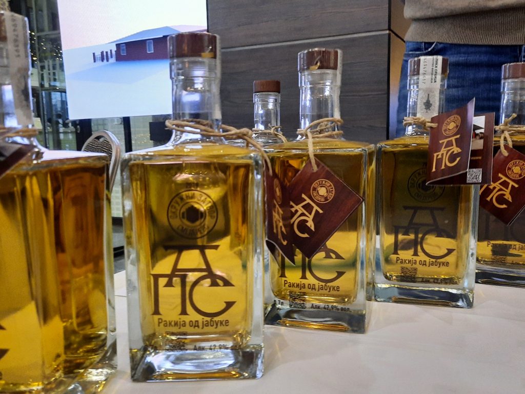 Kragujevac 13. decembar 2021. Festival rakije u Kragujevcu zatvorska rakija Foto:Aleksandra Petrović/Nova.rs