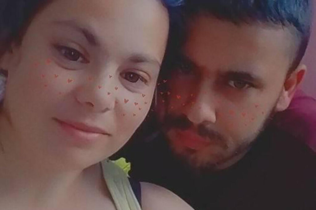 Maja S. (23), Danijel A. (29) i njihovo četvoro dece starosti od dve, četiri, pet i sedam godina nastradali su u velikom požaru koji je buknuo u njihovoj kući u novosadskom naselju Salajka.