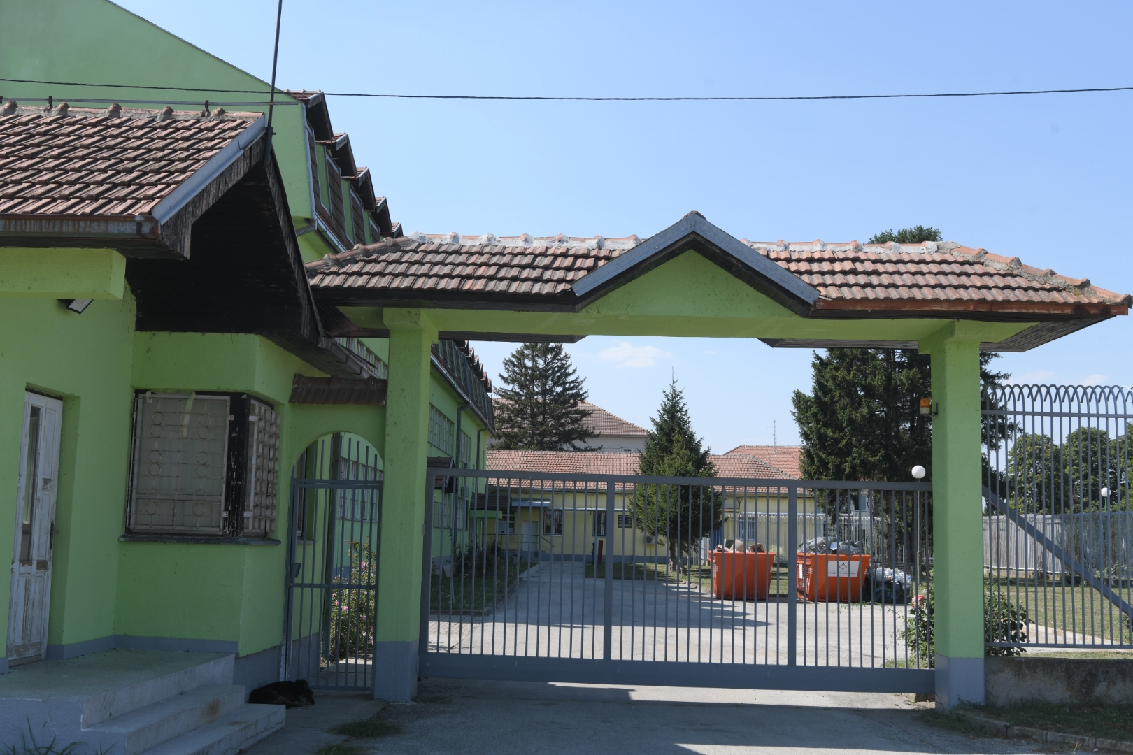 Beograd, 05.08.2022. Zatvor Padinska Skela, čuvar Nenad Izgarević štrajkuje glađu Foto: Dragan Mujan/Nova.rs