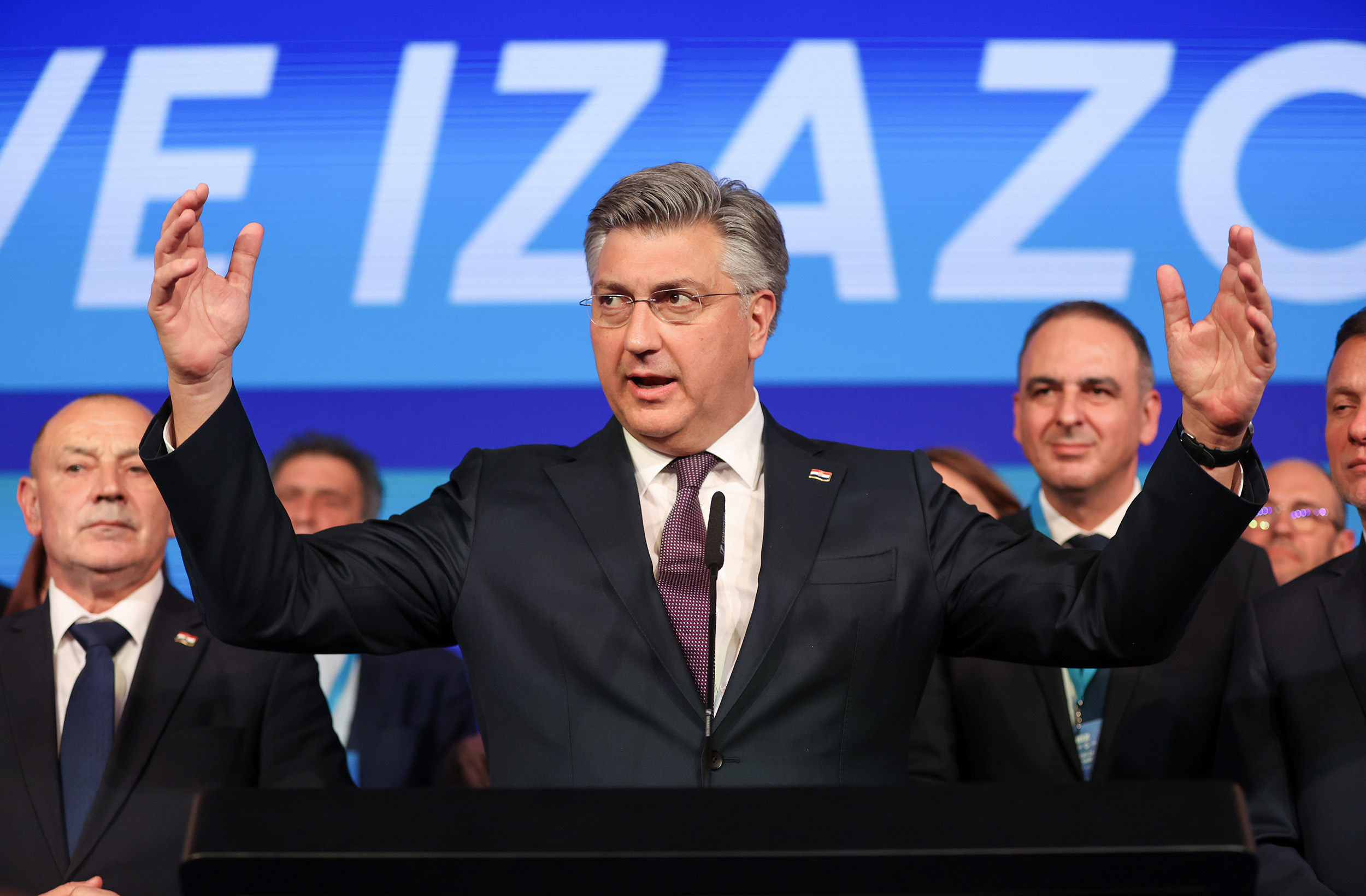 ANDREJ PLENKOVIĆ