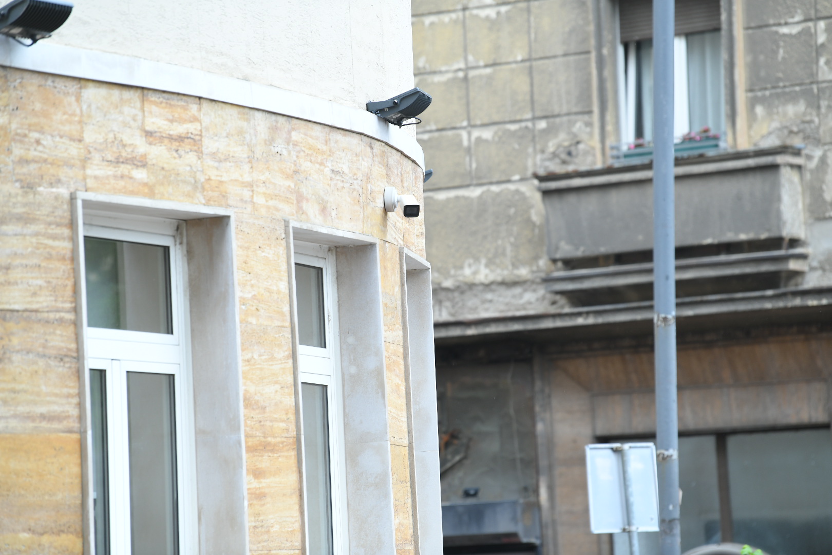 beograd 03.06.2024 kamere, ulica kosovska.. incident Vuk Cvijić kamere koje su potencionalno snimile tuču