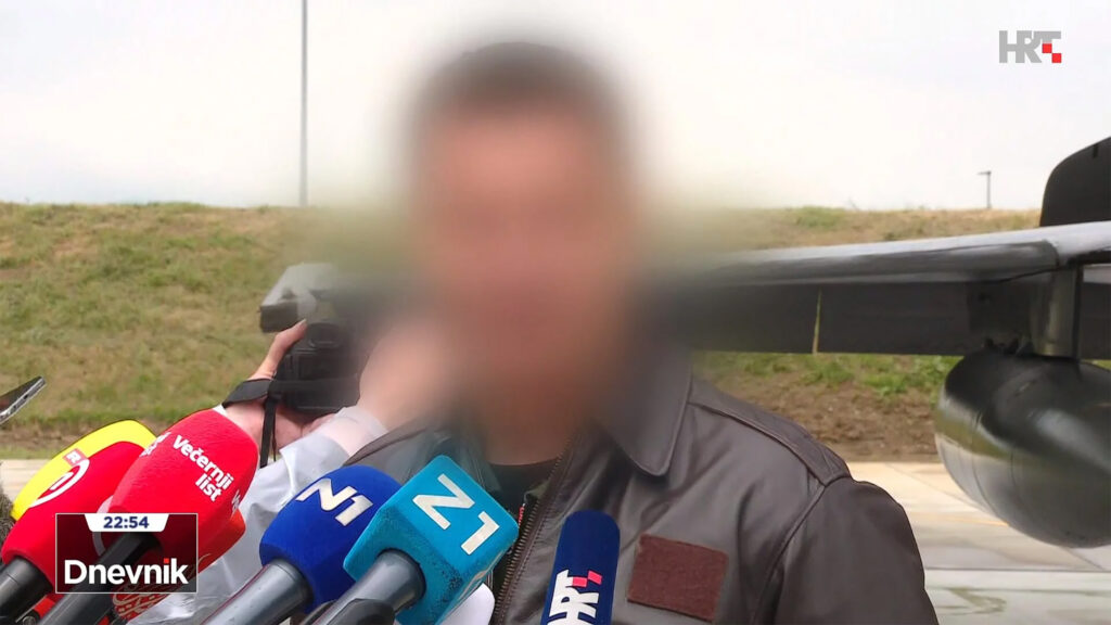 lica hrvatskih vojnih pilota zamagljena na HRT-u