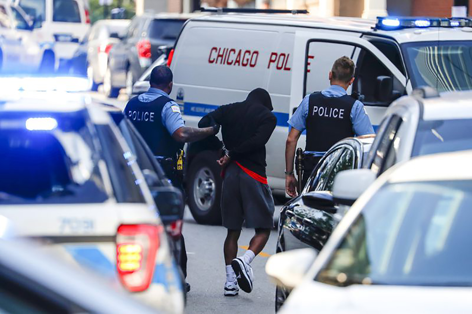 Looting Overnight In Downtown Chicago