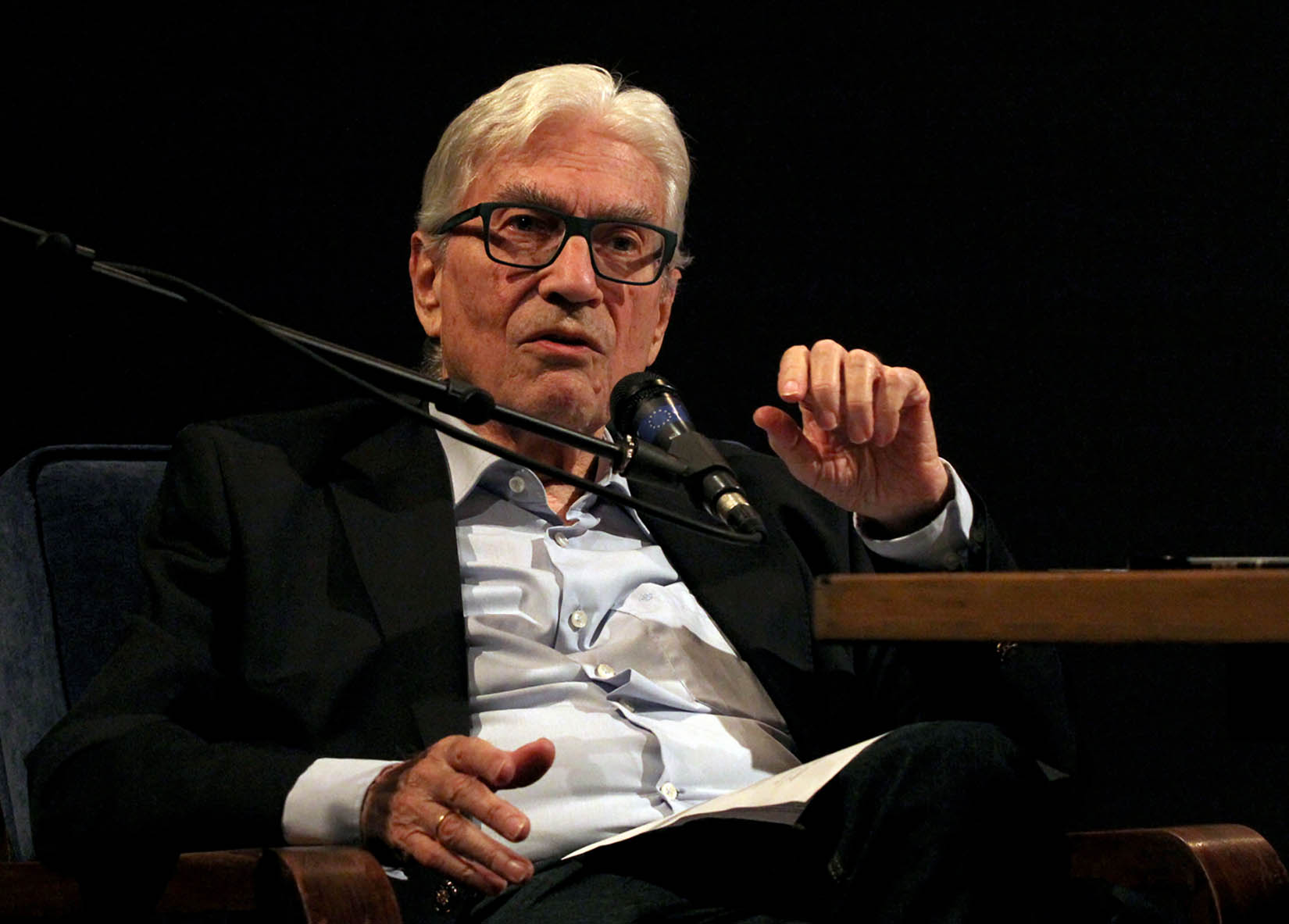 blank__65340__photo_E-Stock_jovan_jovanovic