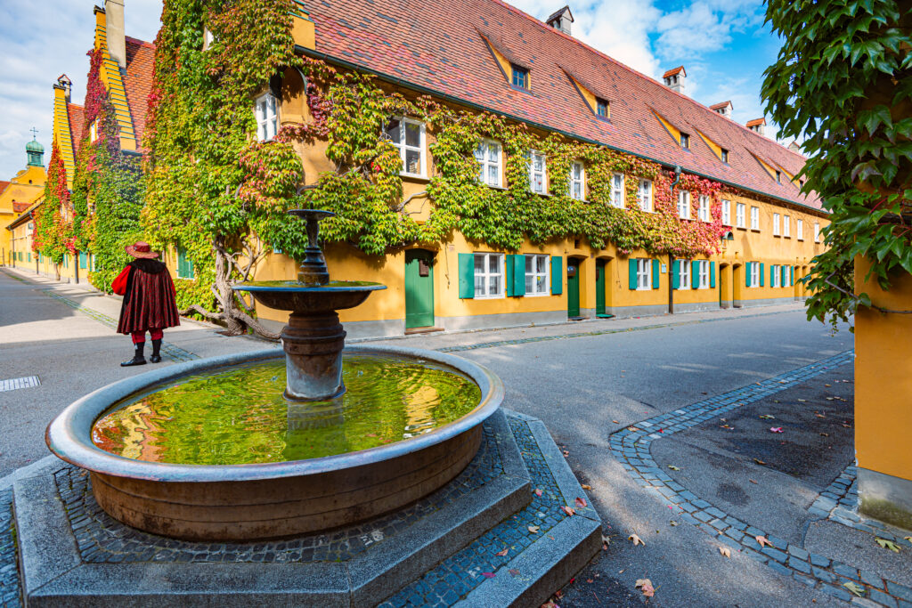 1729761680-shutterstock_1759561988-1024x683.jpg