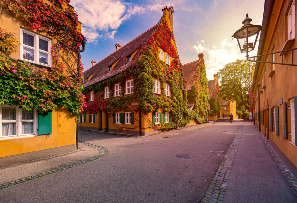 1729761702-shutterstock_1791115472-1024x701.jpg