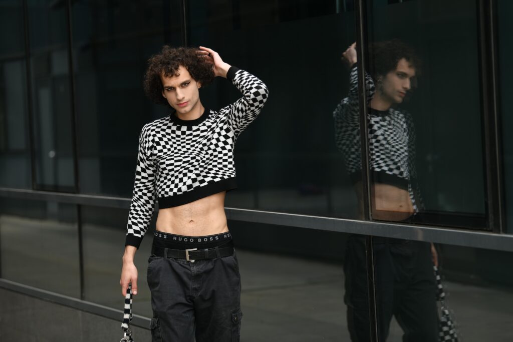 Beograd 17. maj 2024.  Valerian Savić nebinarna osoba intervju Foto:Goran Srdanov/Nova.rs