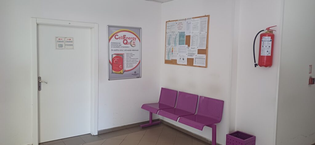 Tema: Nema termina, pacijenata, ni lekara - Reporteri Nova.rs 3 sata u čekaonici Doma zdravlja Voždovac