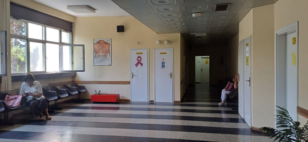 Tema: Nema termina, pacijenata, ni lekara - Reporteri Nova.rs 3 sata u čekaonici Doma zdravlja Voždovac