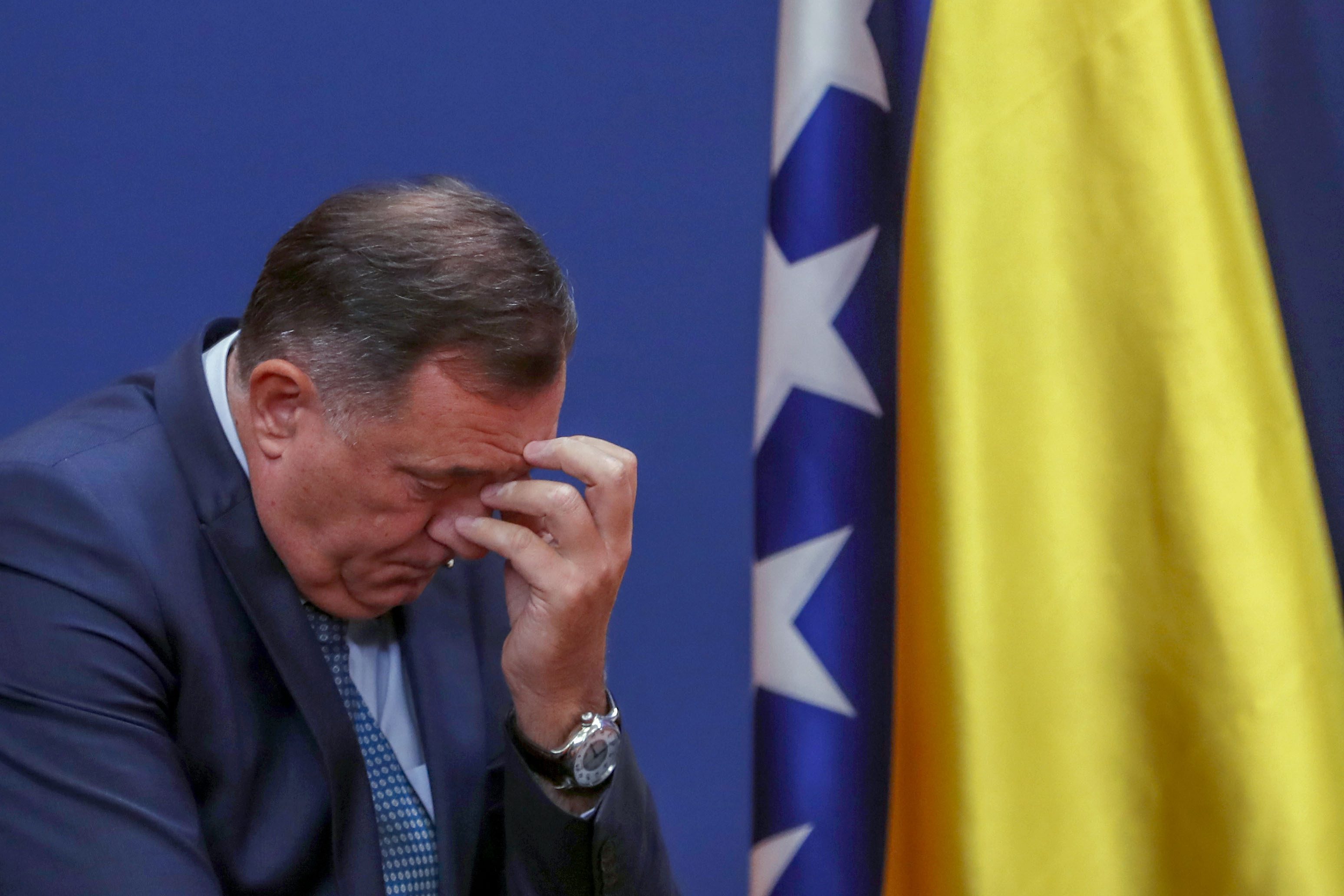 Bosnia Serbs Secession Threat