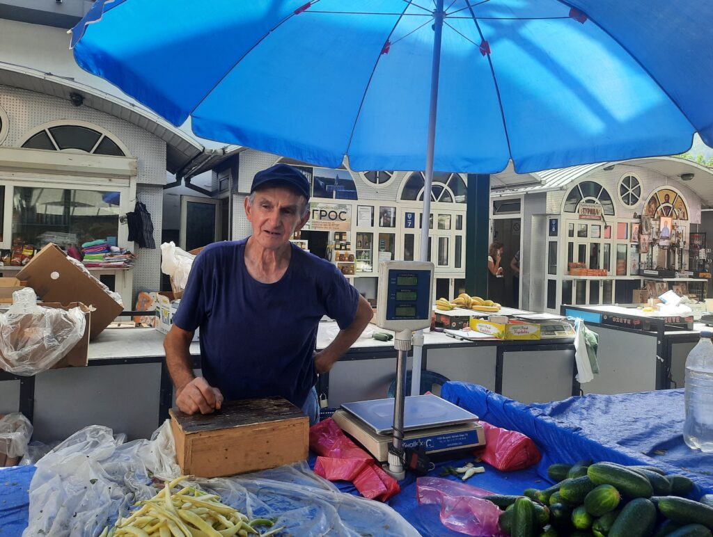 Užice, pijaca, krov na pijaci u Užicu, prodavci i kupci Foto: Slavica Panić/Nova.rs