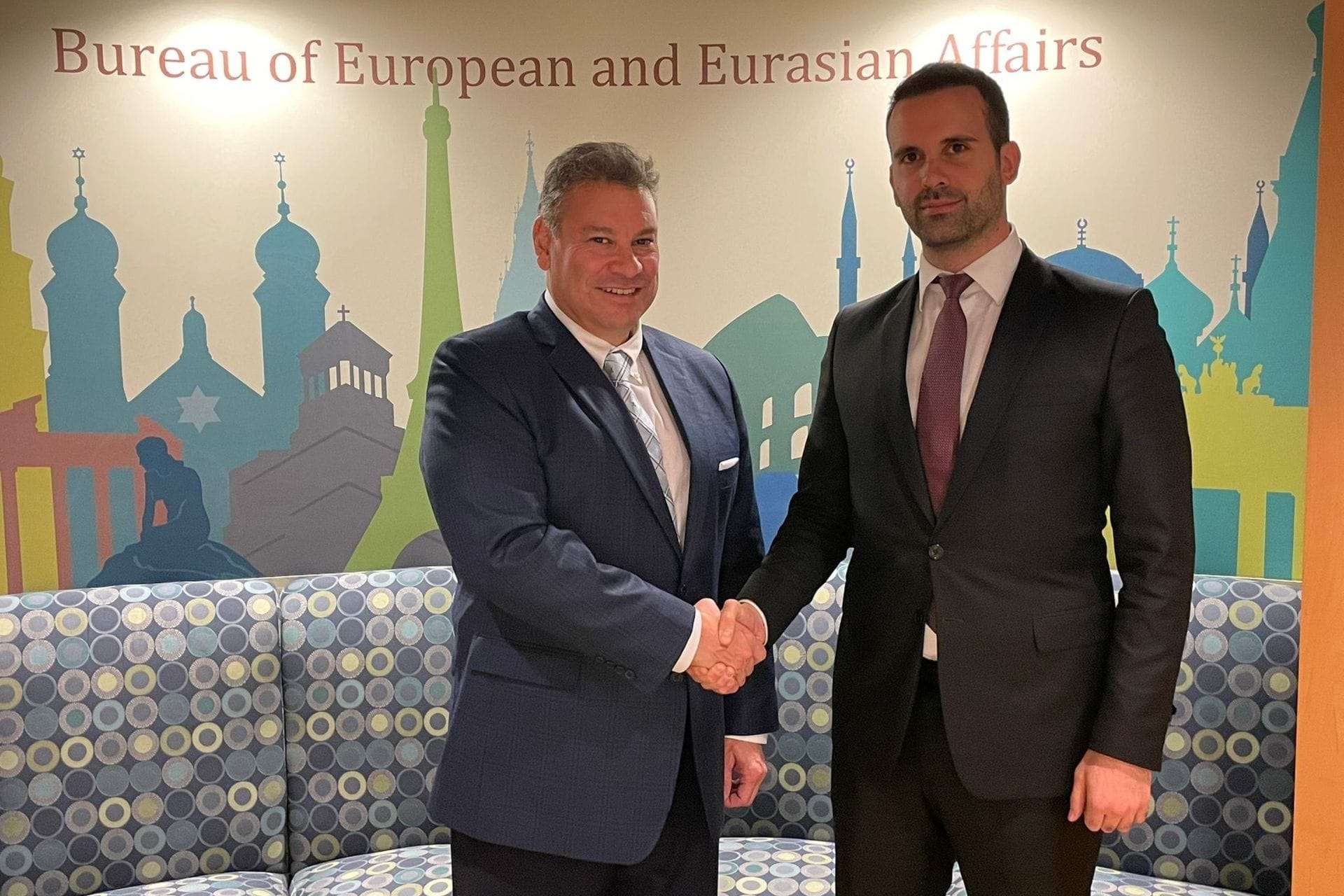 Gabrijel Eskobar i Milojko Spajić Foto: Ministarstvo finansija i socijalnog staranja