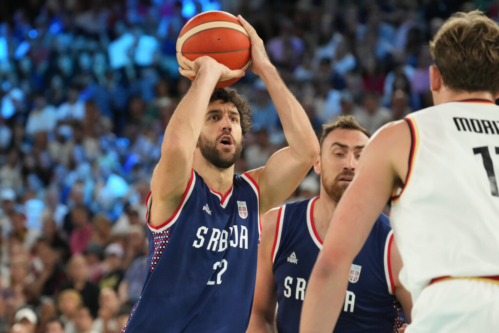 Pariz, 10. avgusta 2024.- Košarkaška reprezentacija Srbije igra utakmicu za bronzanu medalju protiv reprezentacije Nemačke na OI u Parizu. FOTO TANJUG/ STRAHINJA AĆIMOVIĆ/ bs