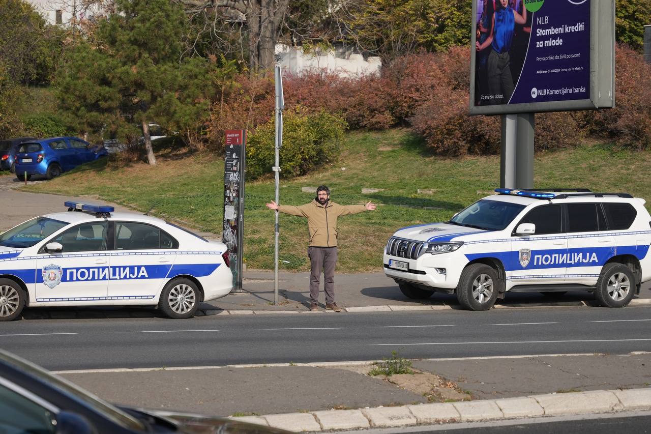 Krvave su vam ruke Foto: Zeleno-levi front na Brankovom mostu