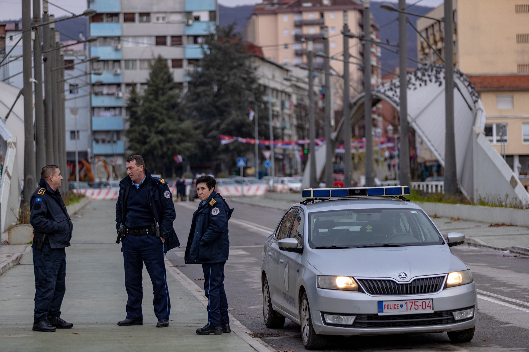 New barricades set up in Kosovo