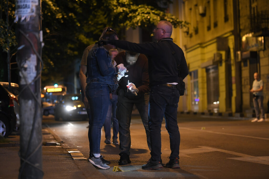 Beograd 22.05.2023. pucnjava Vračar,forenzičari, policija, uviđaj, uvidjaj