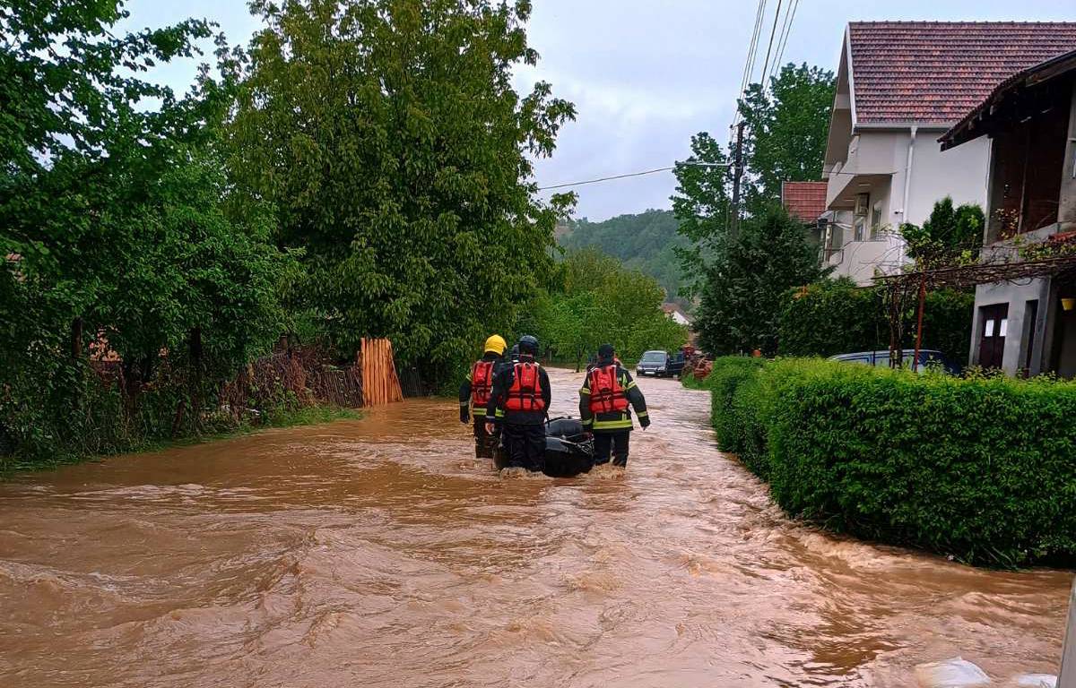 MUP: PROGLASENA VANREDNA SITUACIJA NA DELU OPSTINE SVRLJIG