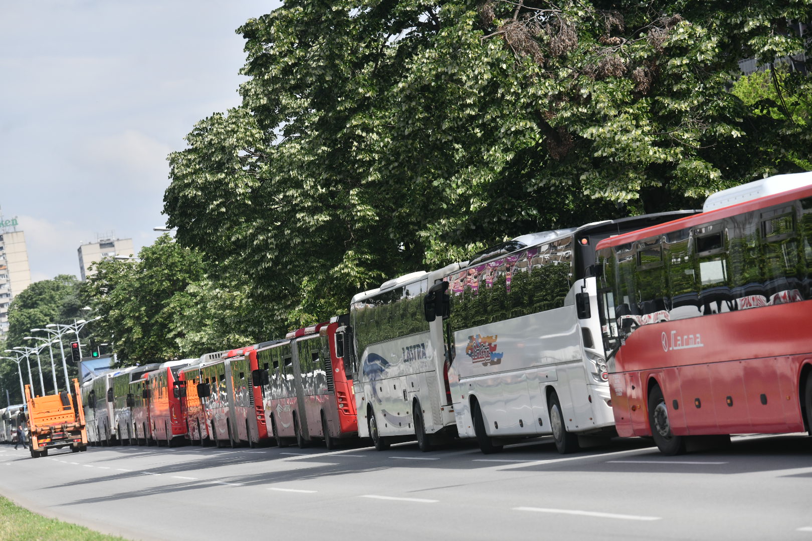 autobusi  Beograd 08. maj 2024. Kineski predsednik Si Đinping, Gužva, Palata Srbije , Doček kineskog predsednika, Foto: Vesna Lalić/Nova.rs,