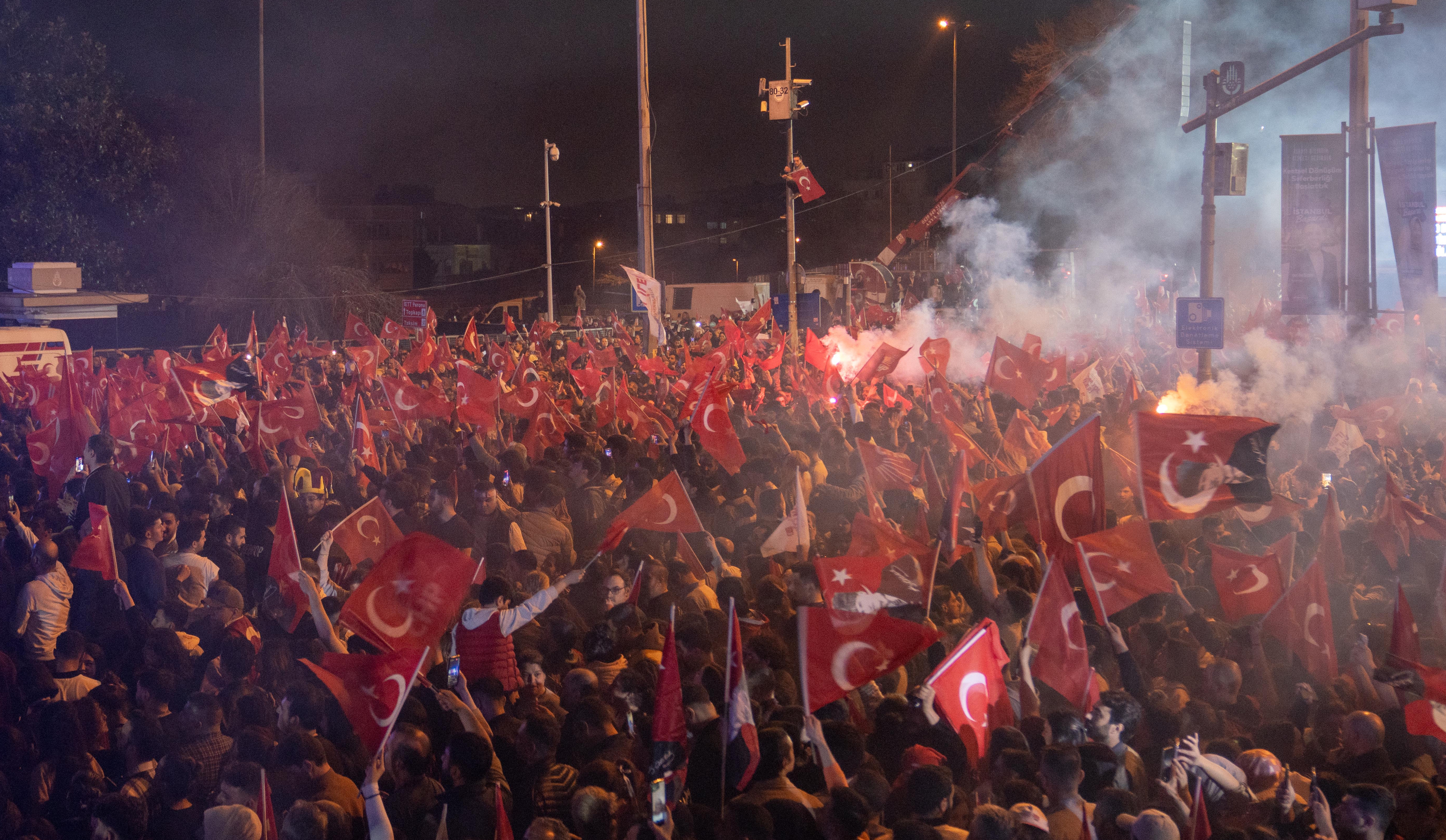 Turkey holds local elections