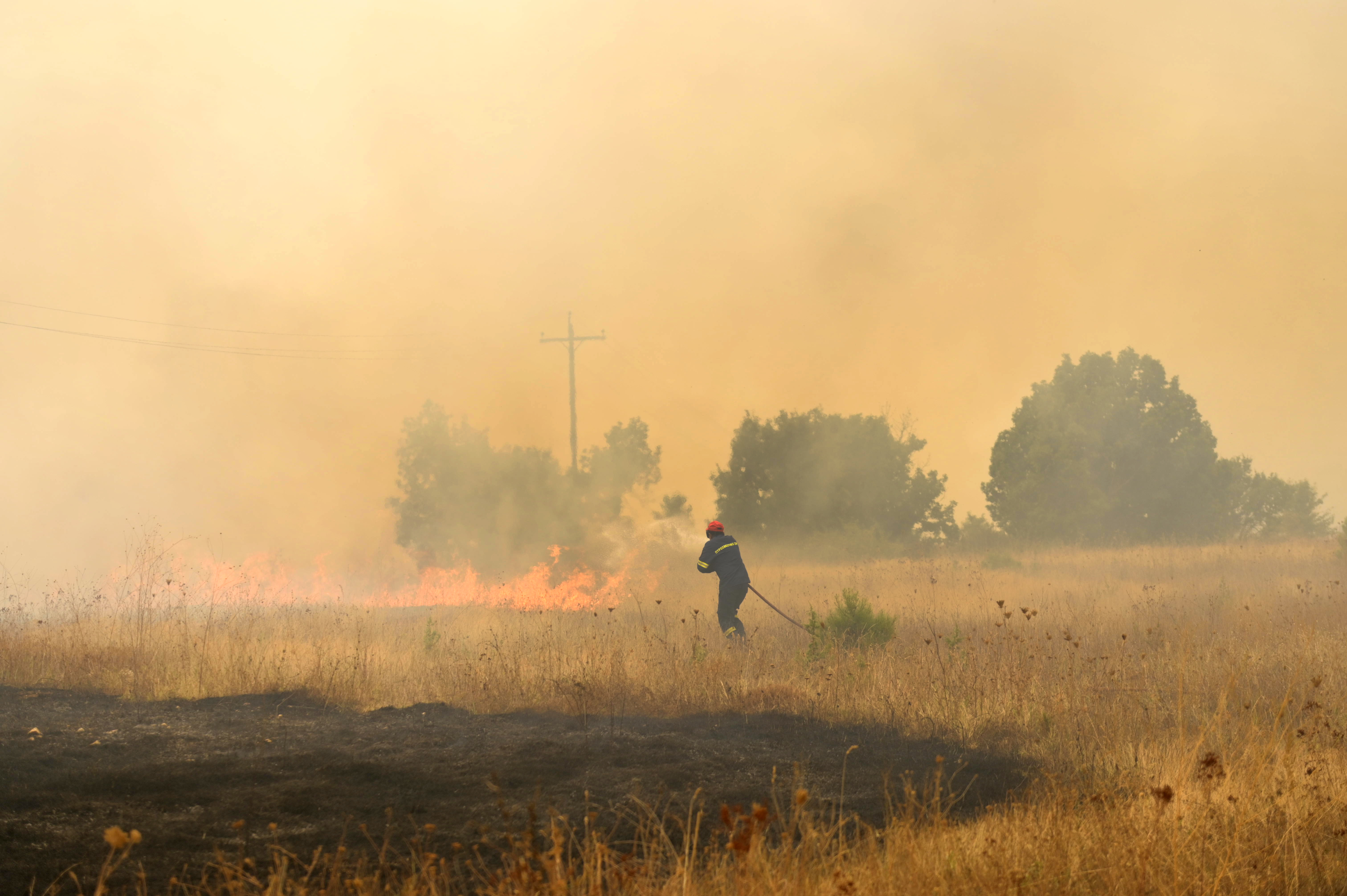 Firefighters continue efforts to put out fires in Evros
